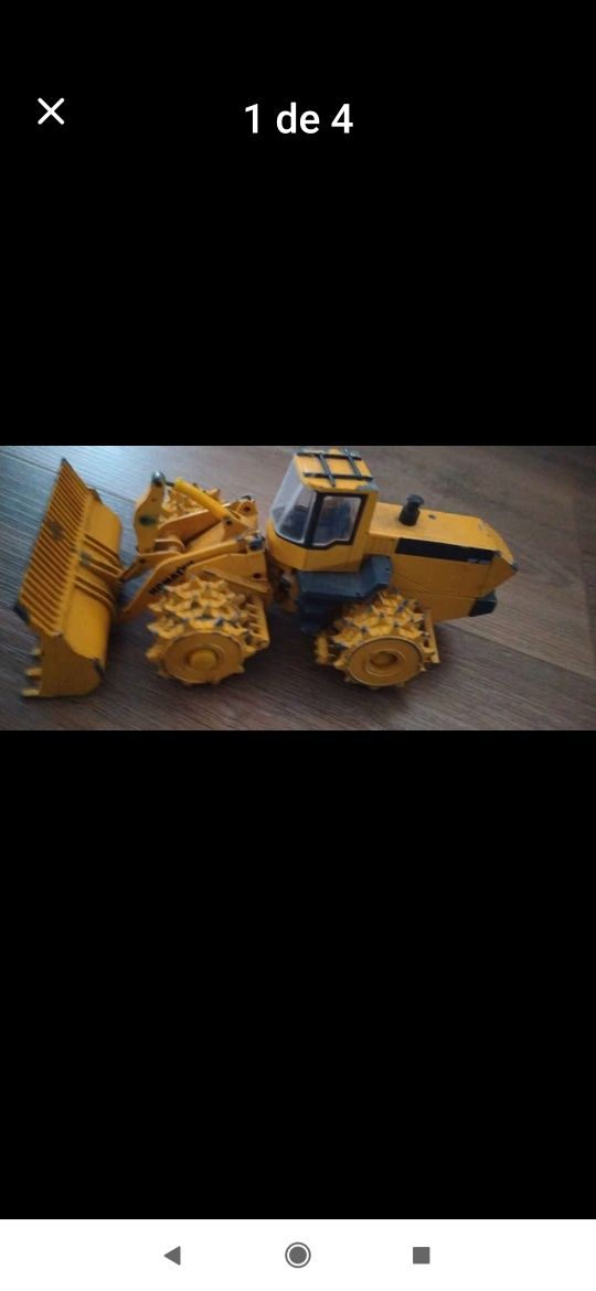 Komatsu collection