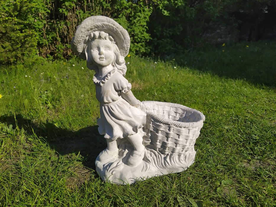 Figurka Ogrodowa Figura Ozdoba Kwietnik Gril Działka Balkon Dom Ogród