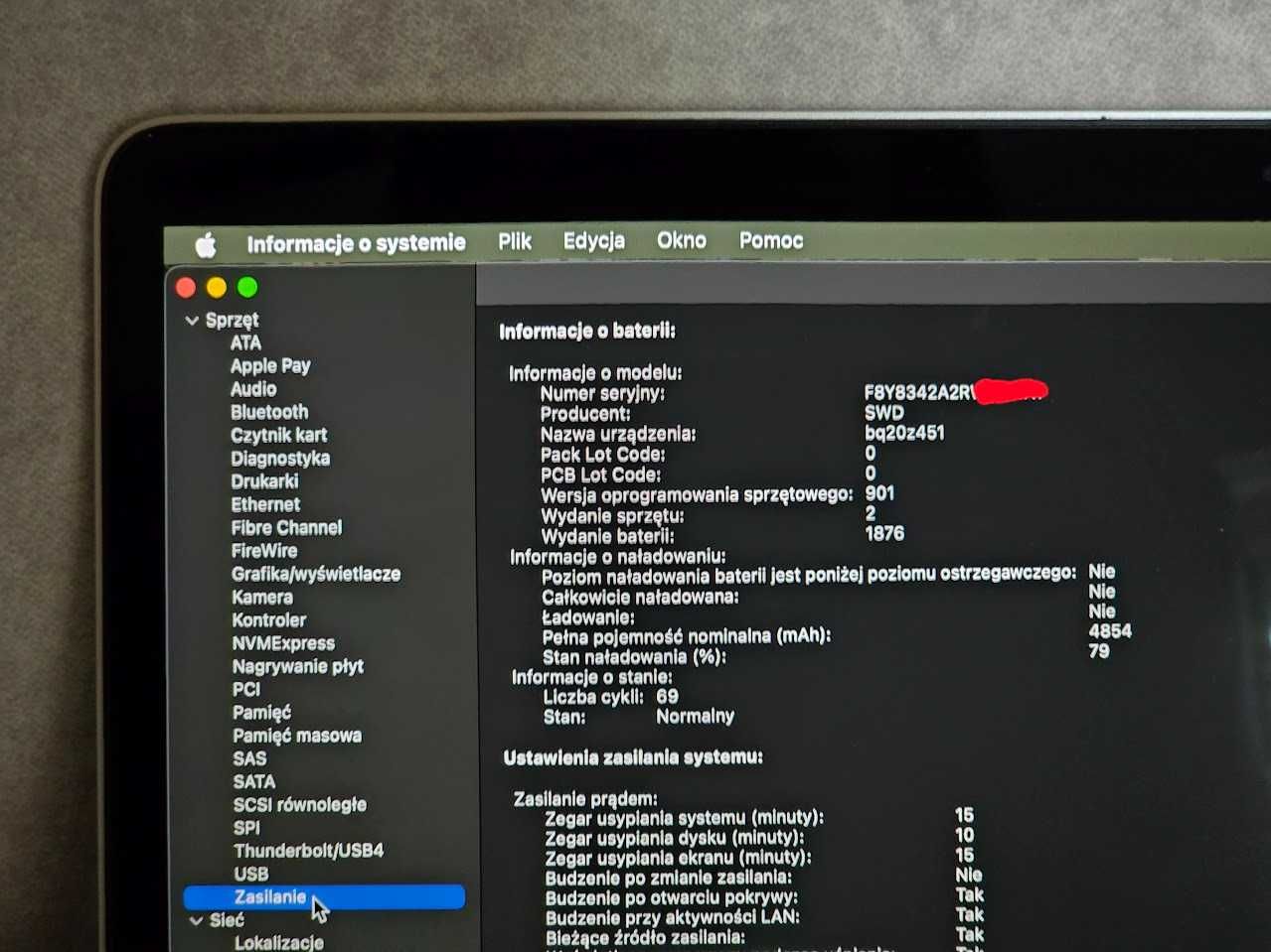 MacBook Pro (A1989, i5 4 rdzenie, 8/256, Touch Bar) - ideał, 69 cykli