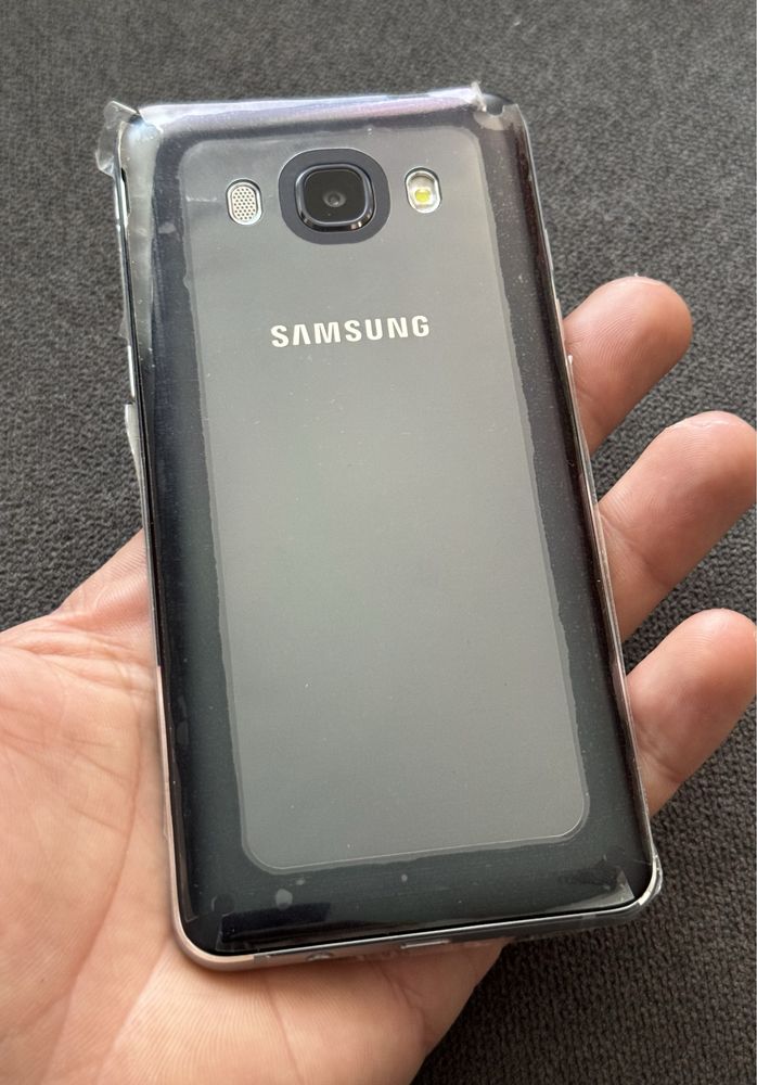 Samsyng J5 2016 J510 новый в пленках Andorid 7.1.1 2/16gb