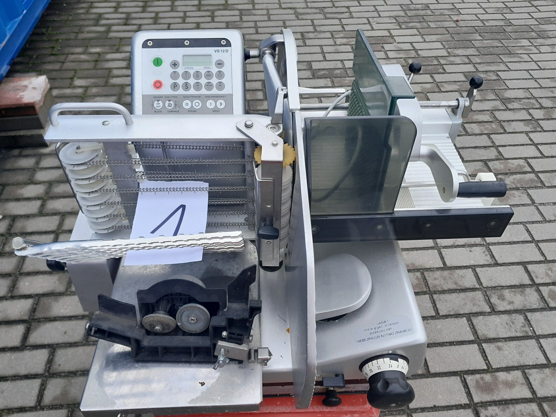 Krajalnica BIZERBA (automatyczna)  WERTYKALNA Model VS 12D