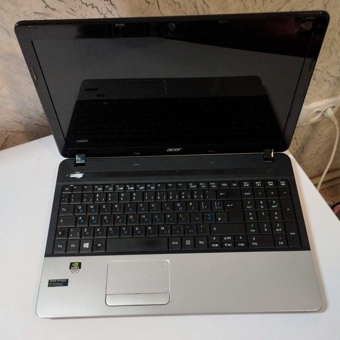 Ноутбук Acer E1-571G | Core i5-3230M | видео 1гб | 6/750 гб