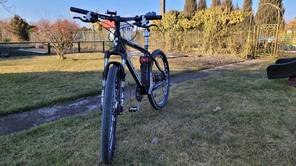 Rower MTB górski CUBE - ACID Shimano Deore XT Rock Shox Dart 3