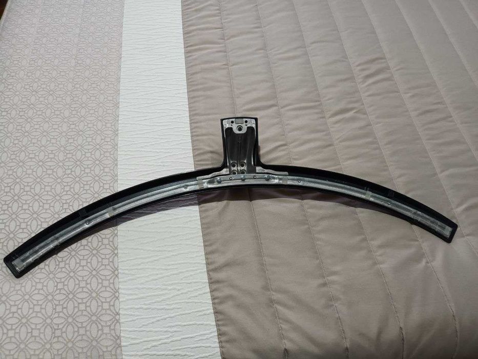 Suporte de Televisão para Móveis ( novo )