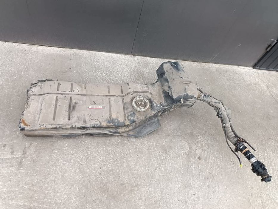 Паливний бак Mersedes ML w163