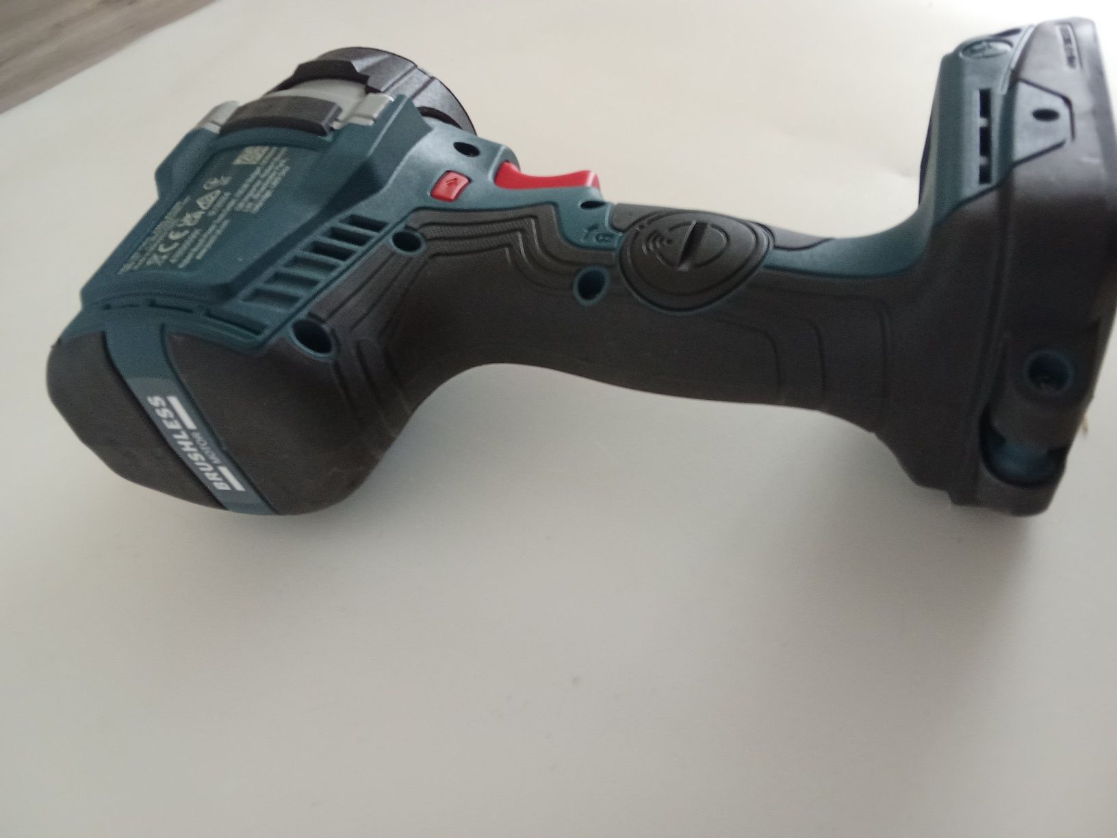 BOSCH GDS 18 v – 750 c akumulatorowy klucz udarowy nowy oryginał