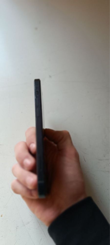 Продам iphone 12 neverlok на 128g