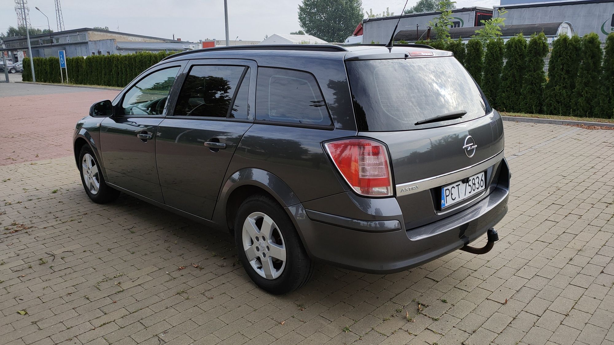 Opel Astra H 1,6 2012