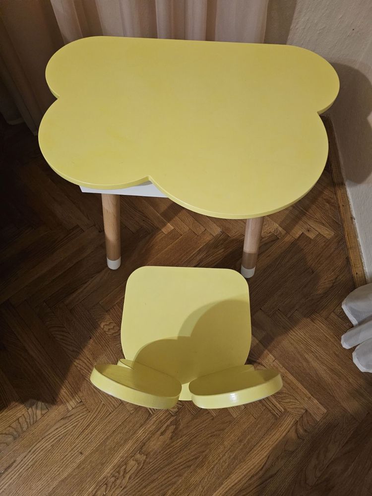Дитячий столик і крісло !