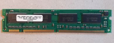 Pamięć RAM SDRAM 128 MB PC133 IRL DEM DP133_064163F 16MX64 CL3 168 pin