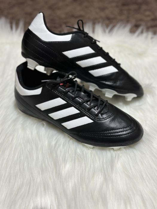 Оригінальні шкіряні буци (копки) adidas 36 розмір