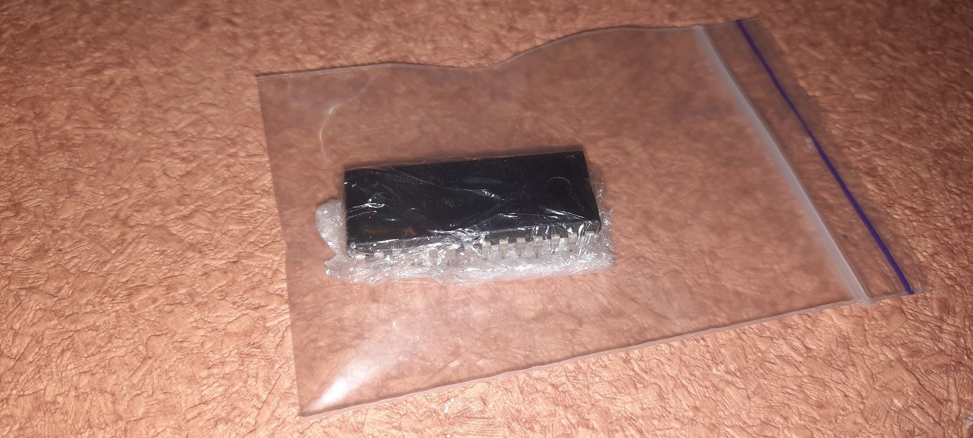 Микросхема программатор" mc68hc908" Motorola