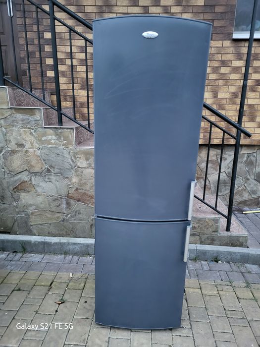 Холодильник Wherlpool