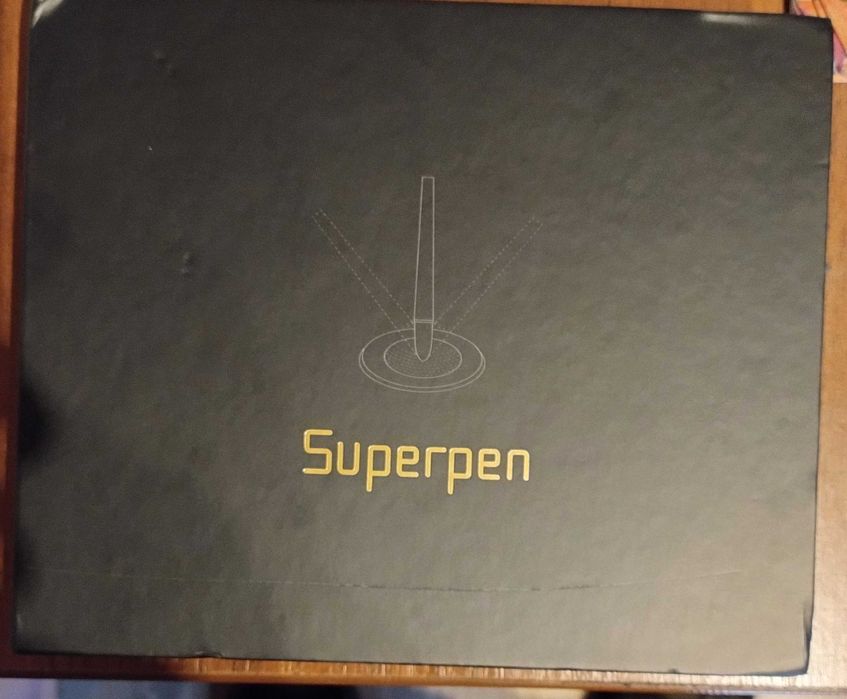 Superpen lewitujący długopis.