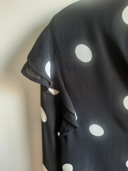 Blusa preta com bolas brancas T.38 da H&M