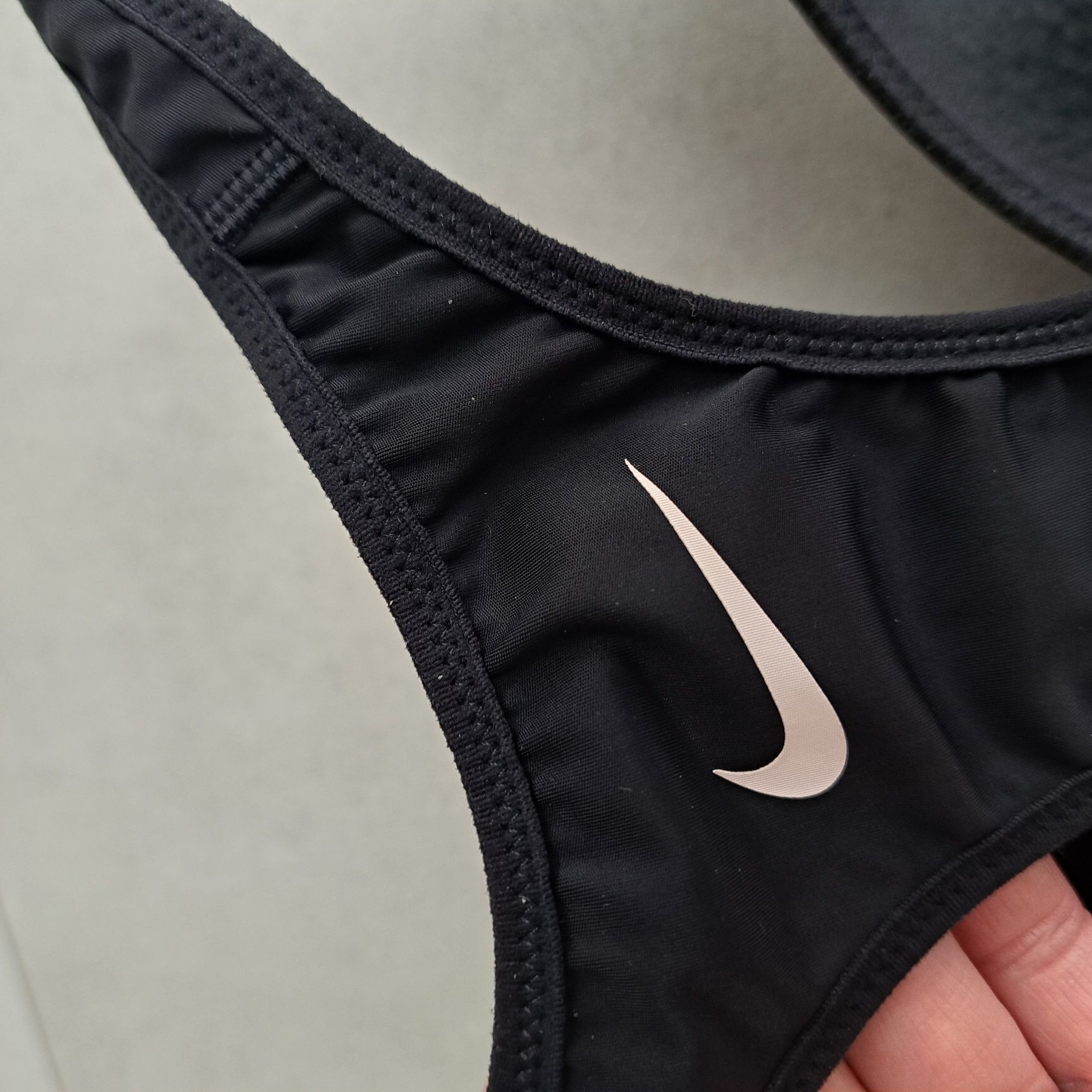 Top biustonosz sportowy Nike dri-fit