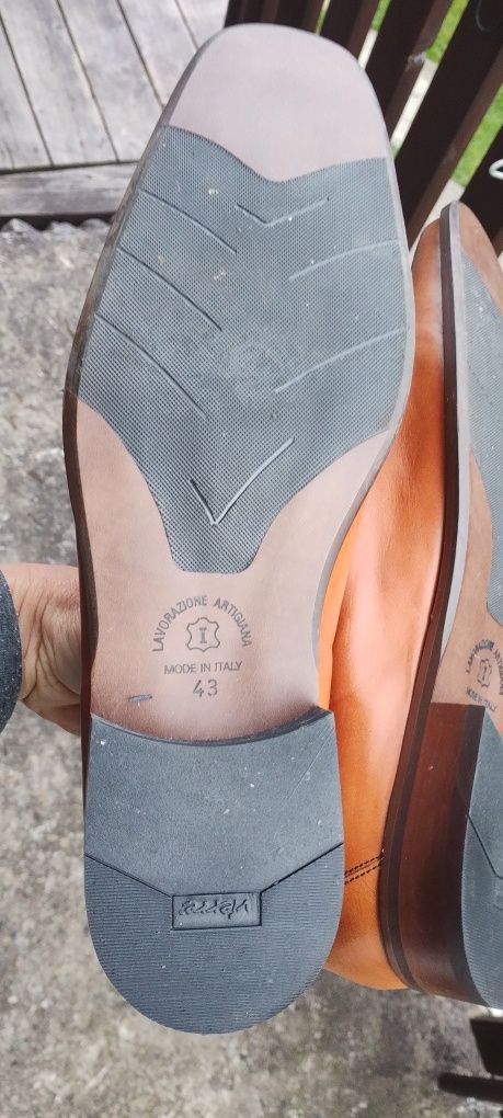 Brązowe skórzane pantofle półbuty włoskie nienoszone