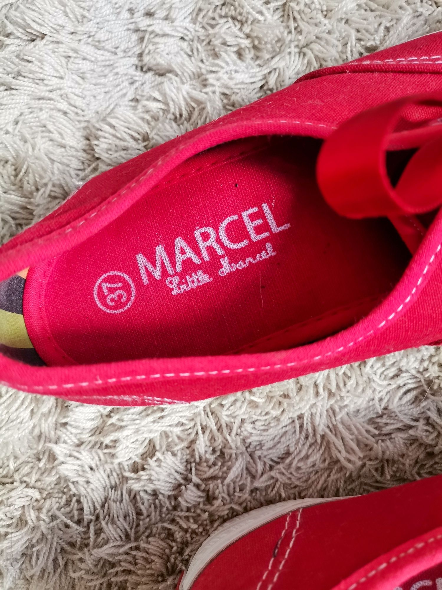 Sapatilhas vermelhas Le Petit Marcel