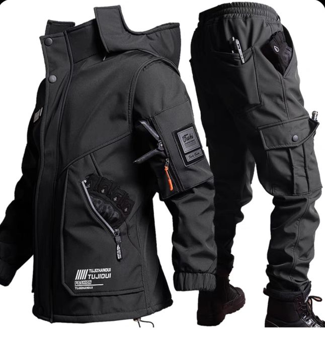 Тактичний туристичний костюм вітро водонепроникний