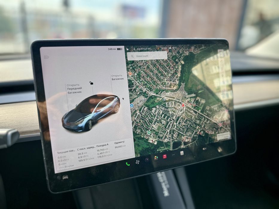 Tesla Model 3 Long Range DM