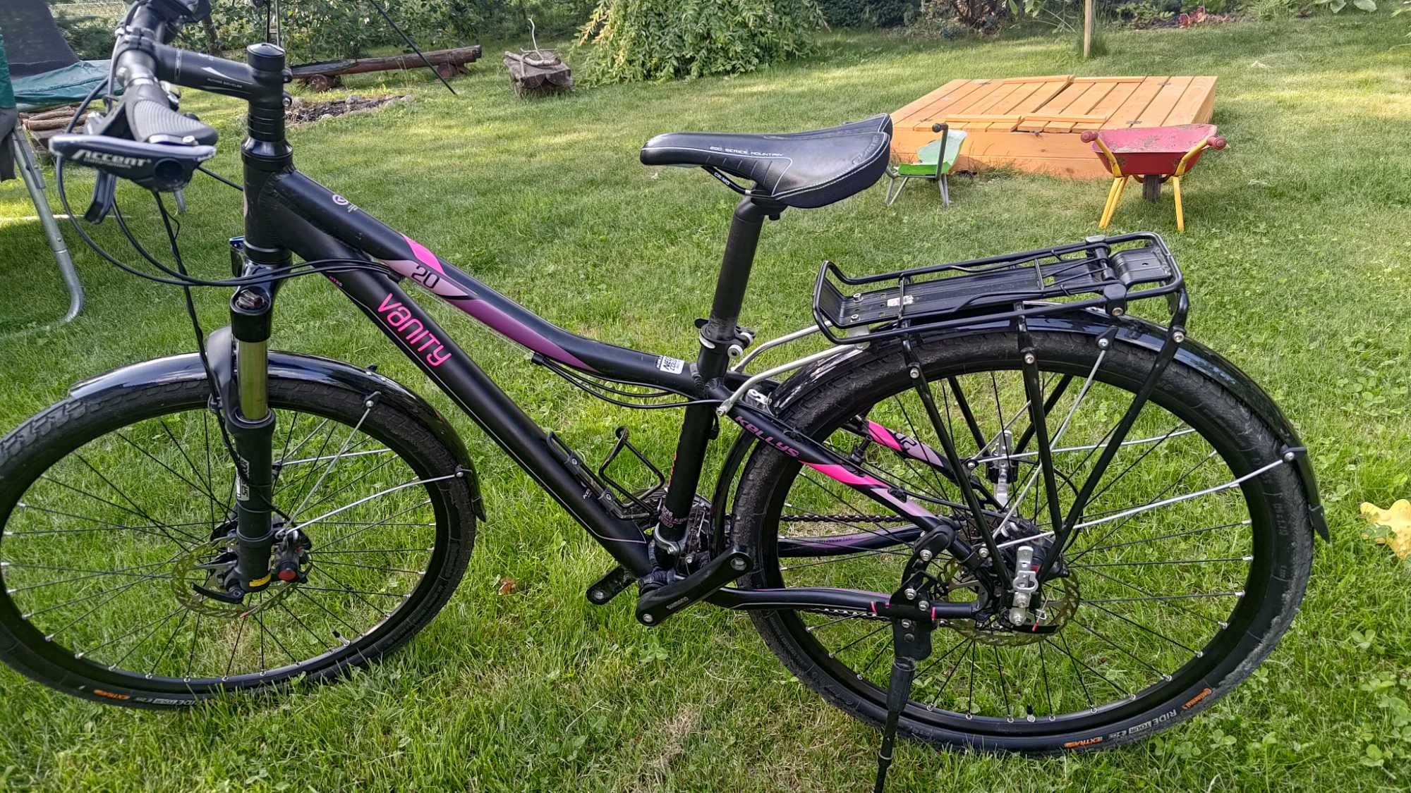 Rower damski KELLYS Vanity – jak nowy, customowy