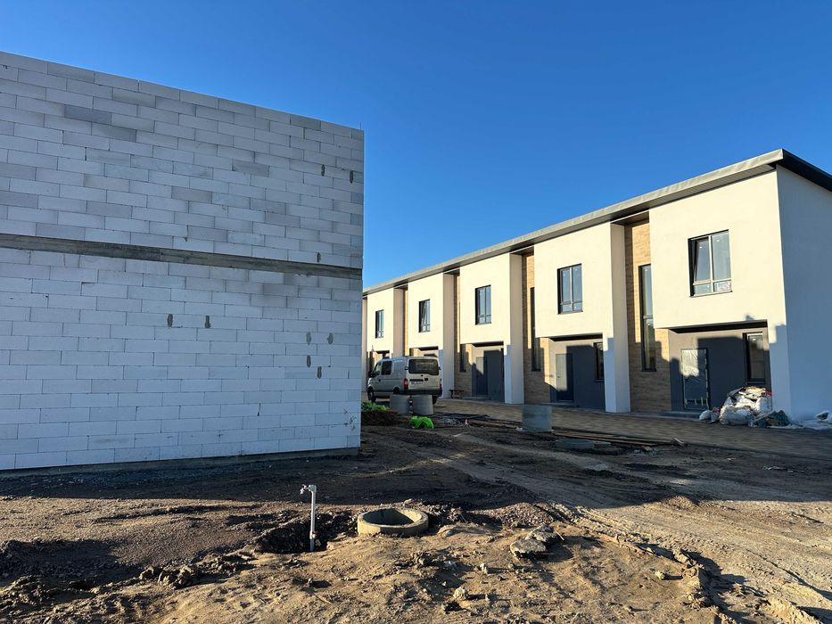 Мріяли про власний будинок поруч із Києвом? Це ваш шанс!