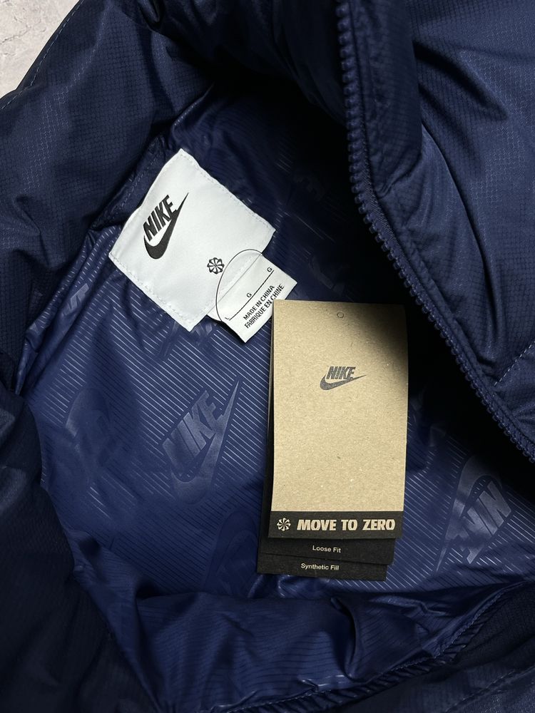 Жилетка Nike Club Puffer Vest