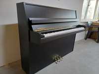 Czarne pianino Nordiska