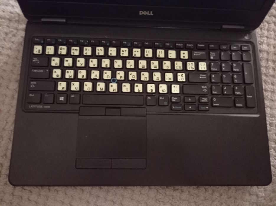 Ноутбук DELL в идеальном состоянии