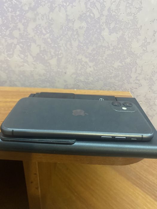 Iphone 11 64 gb 75% ак