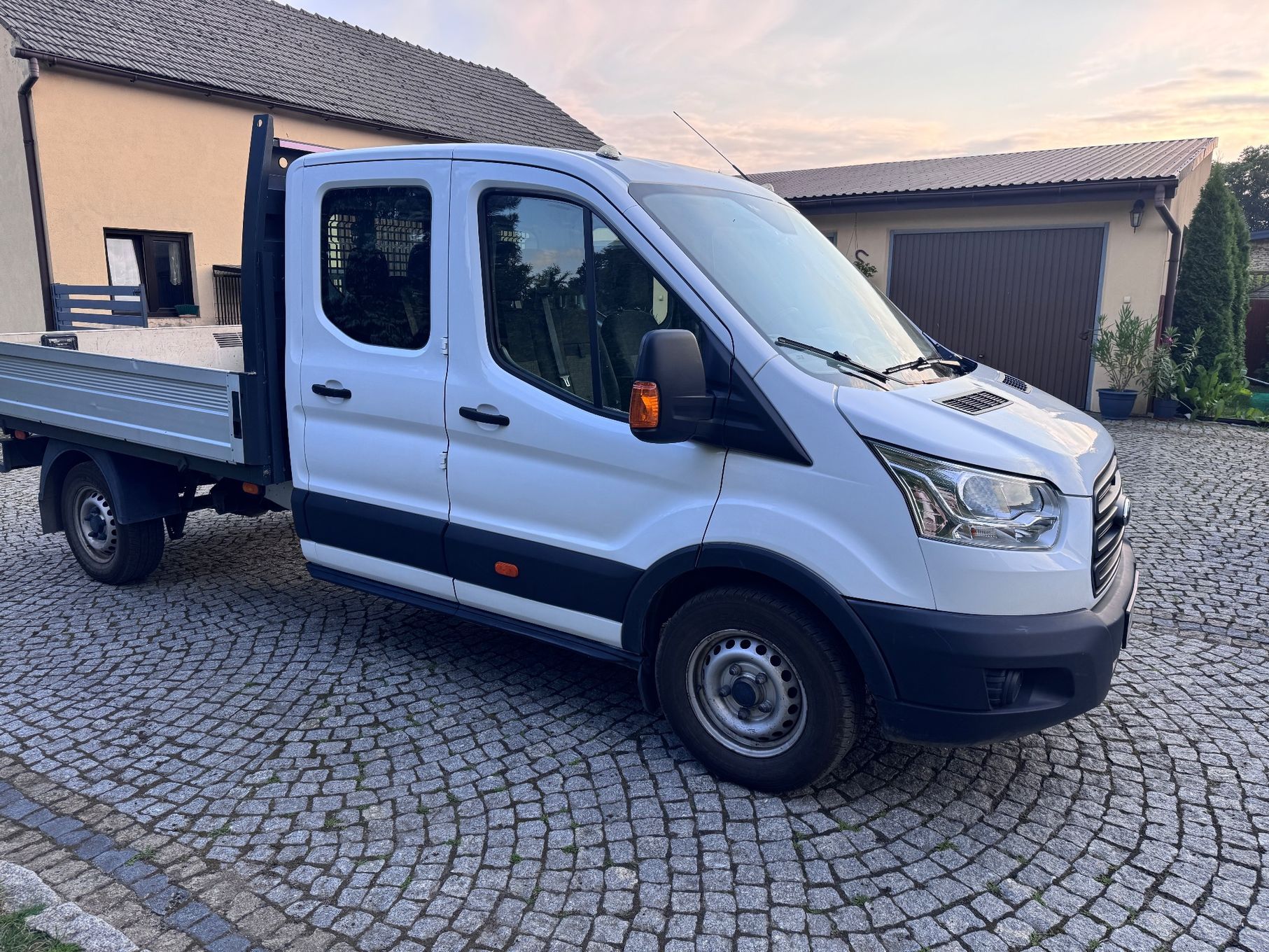 Ford Transit doka  Transit MK8 2.0 EcoBlue doka 7 osobowy
