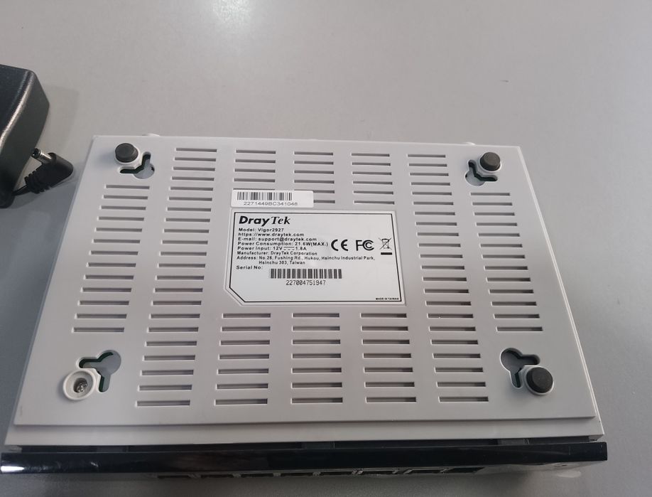 Router Draytek Vigor2927
