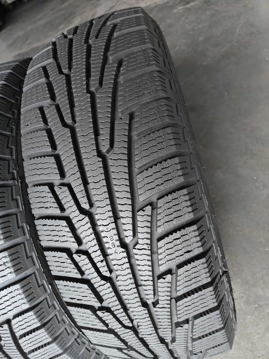Nokian Nordman RS2 R18 255 60 шини зимові як нові