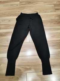 Spodnie dresowe damskie Zara M/38, stan bardzo dobry, czarne