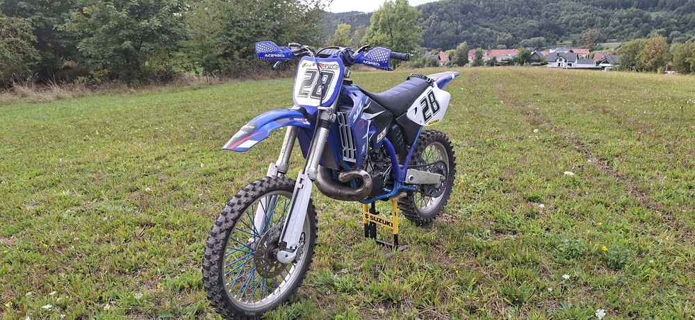 Yamaha YZ 250 Rok 2001.