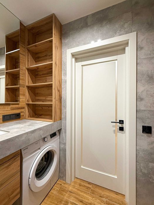 Квартира в центрі з ремонтом, автономним опаленням та окремим входом