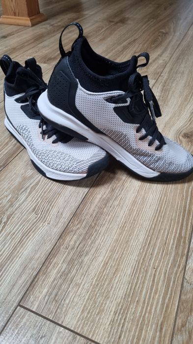 Buty do  koszykówki  Tarmak roz. 38