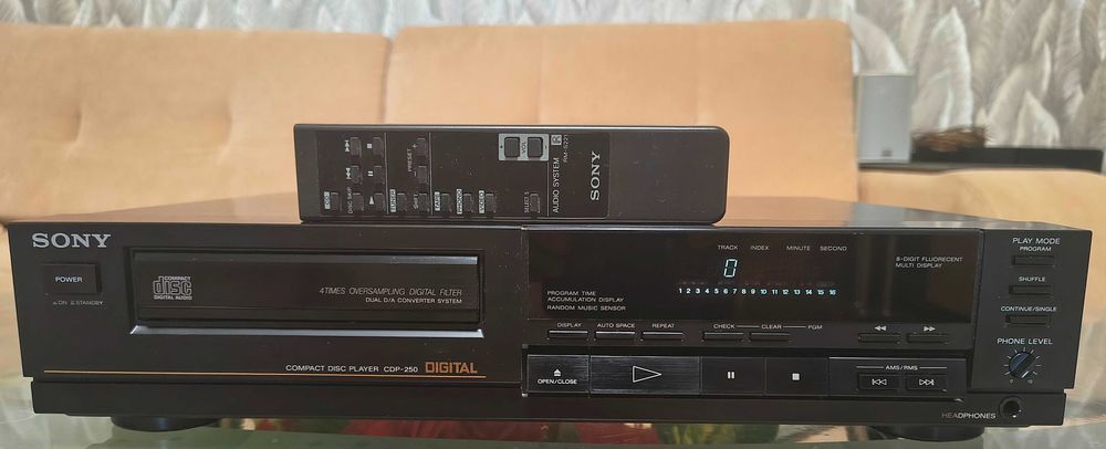 CD програвач SONY CDP-250 /Дефект/made in Japan/France