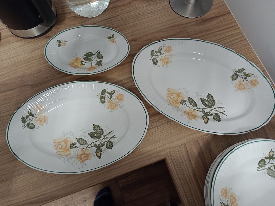 Zestaw obiadowy na 12 osób porcelana Włocławek