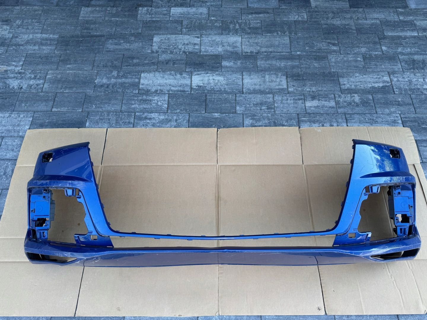 Zderzak Przód AUDI Q7 4M0 S-LINE 6 PDC ORYGINAŁ