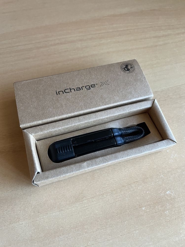 inCharge X - Cabo USB-A/C para Lightning/USBC/MicroUSB