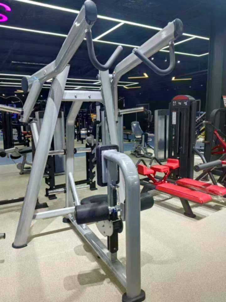Hamery Maszyny Półwolne Plecy Klatka Biceps Nogi Różne