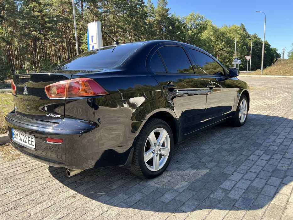 Продаю авто лансер 10