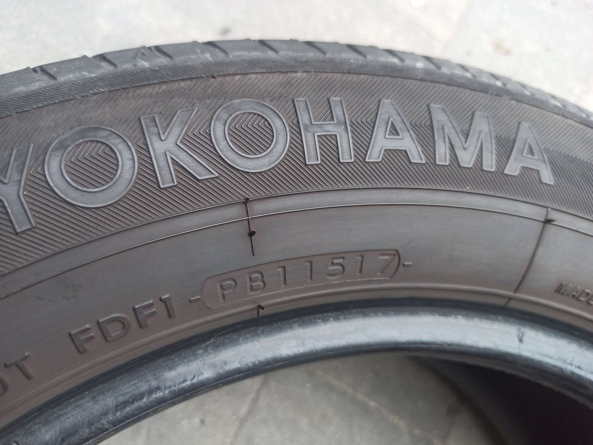Летняя резина ПАРА 215/60 R16 Yokohama Decibel