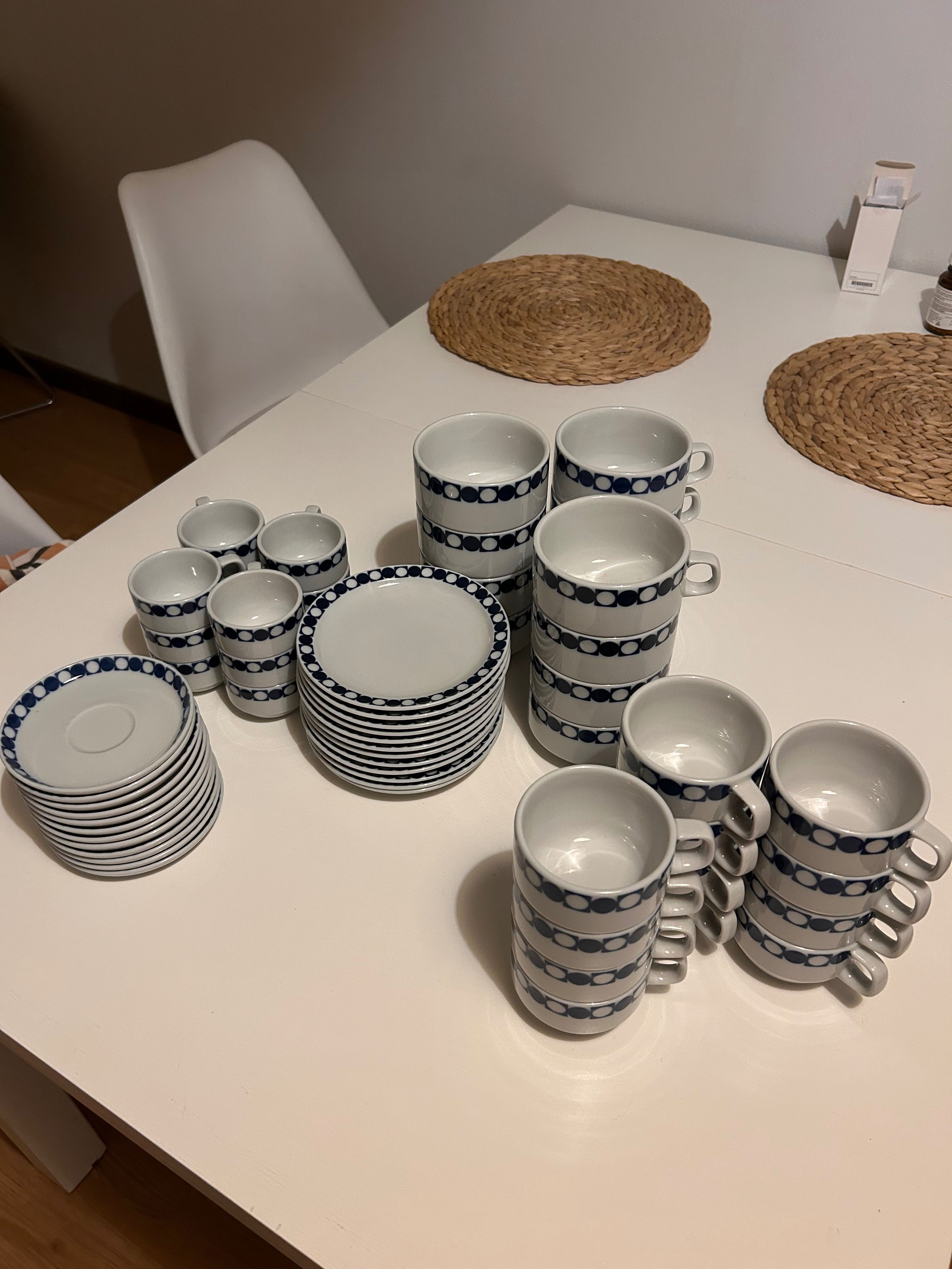 Conjunto chávenas SP de Coimbra