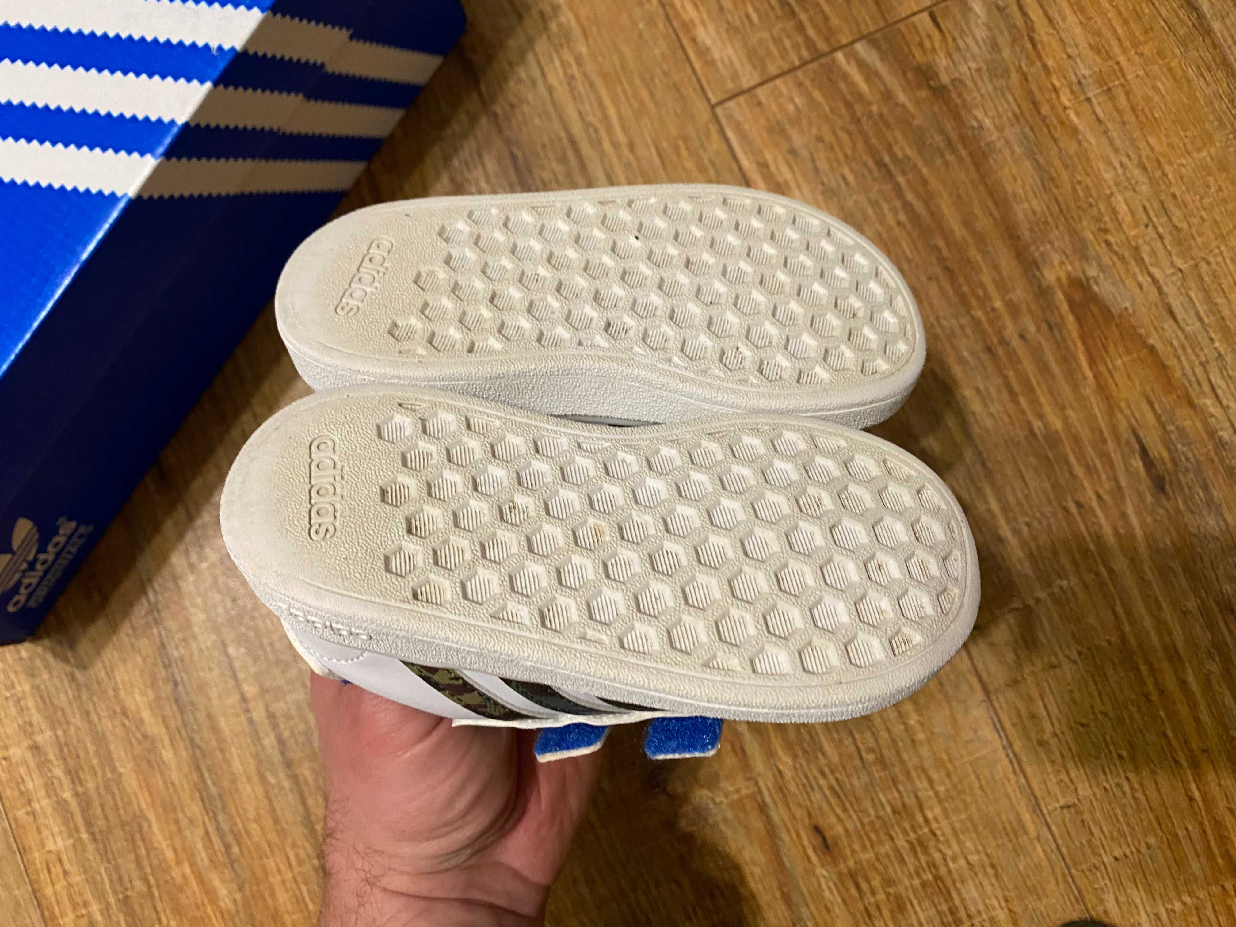 Adidas кроссовки детские кросівки Адидас оригинал р.22