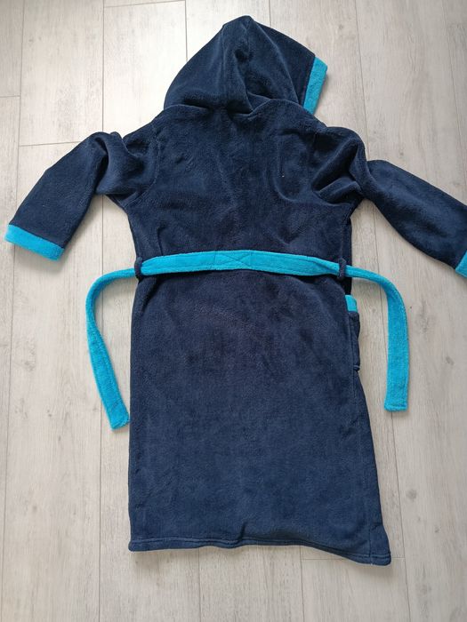 Szlafrok dla chłopca. Rozmiar 134