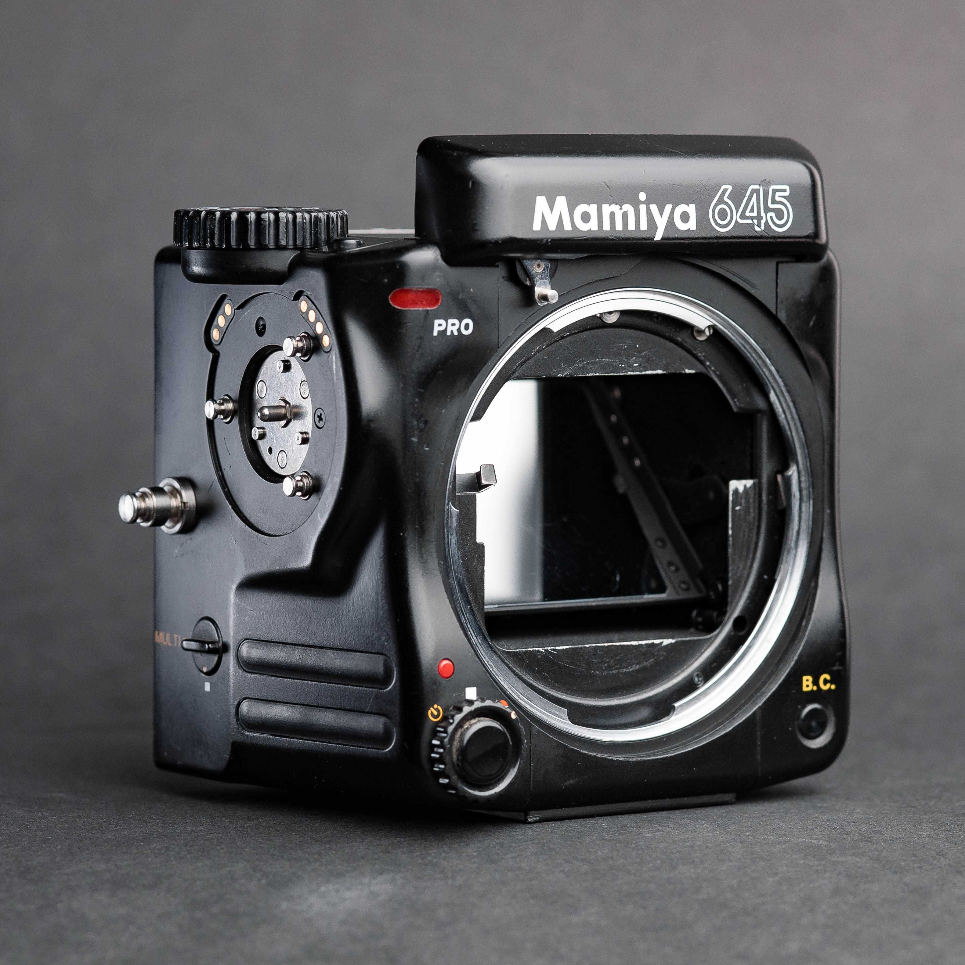 Mamiya 645 Pro body