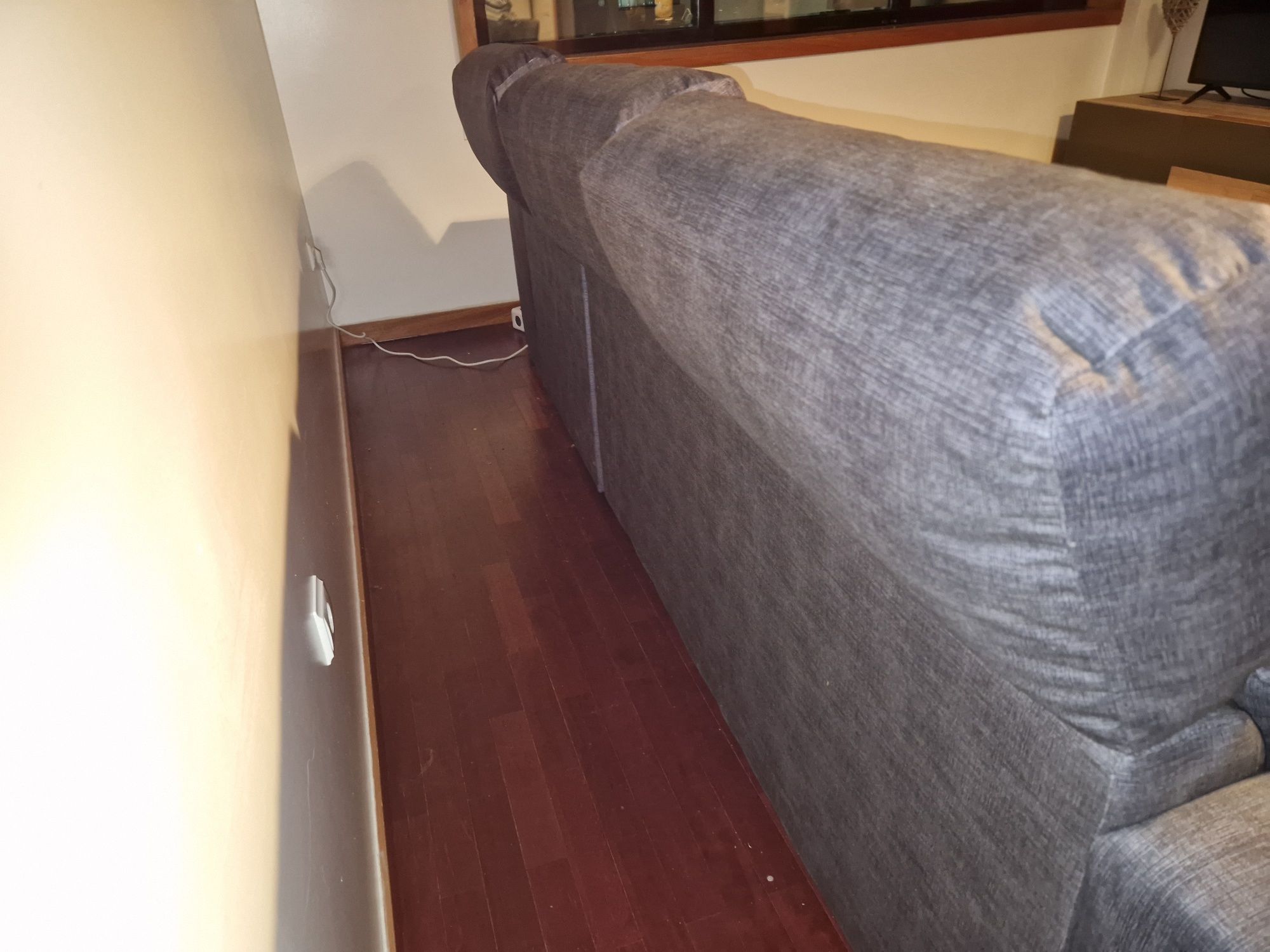 Sofa de 3 lugares com chaise long