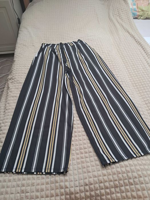 Spodnie z szerokimi nogawkami